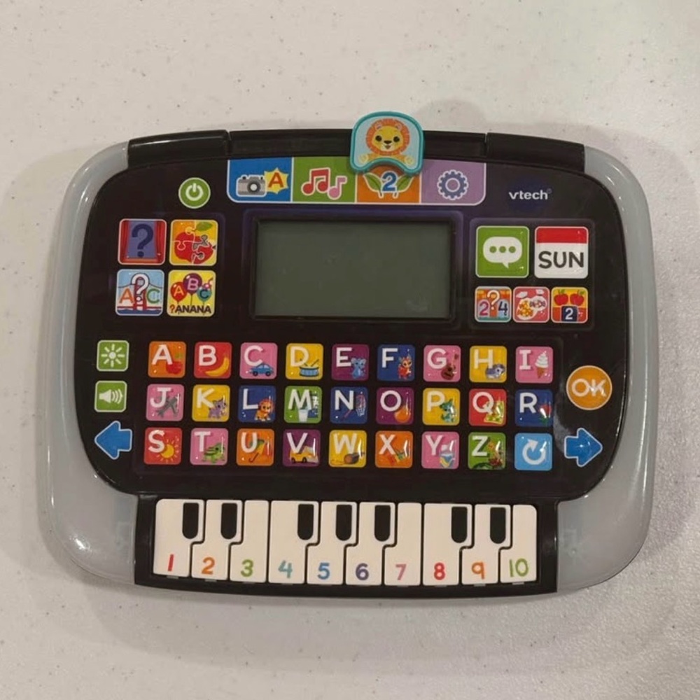 SOLD VTech Little Apps Light Up Tablet